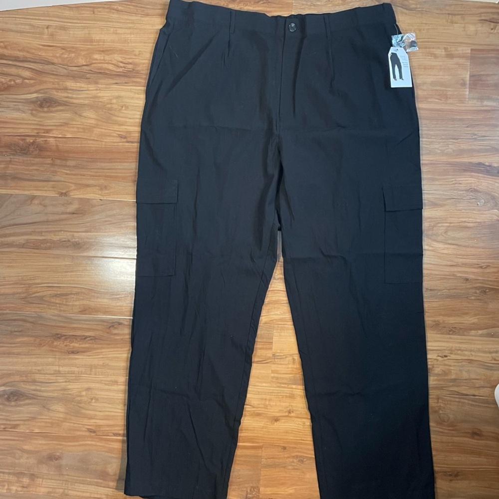 Time and Tru Black High Rise Straight Leg Pants Cargo Pockets, NWT